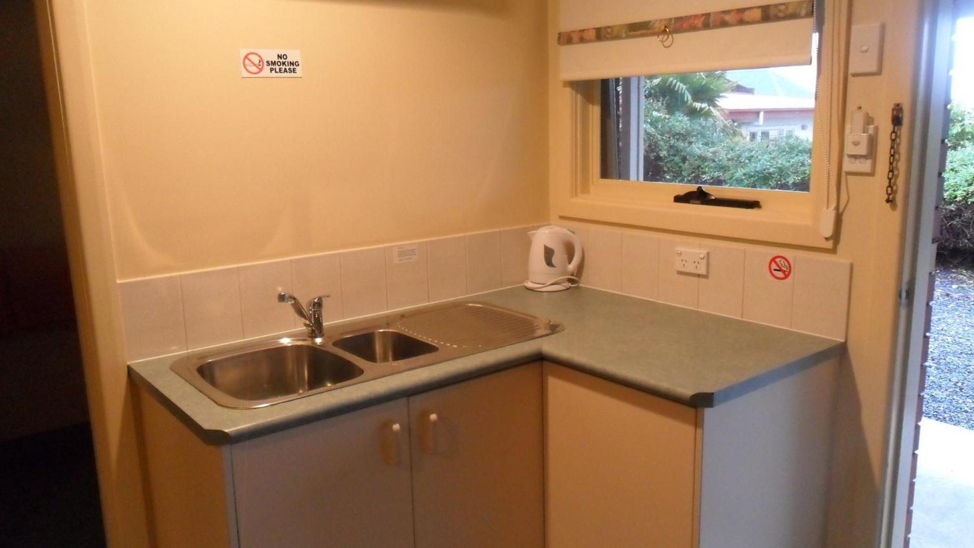Sheffield Motor Inn Bagian luar foto
