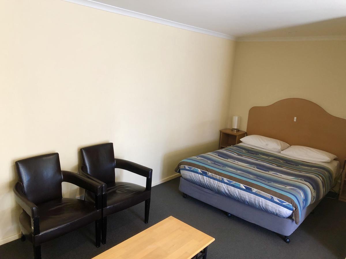 Sheffield Motor Inn Bagian luar foto