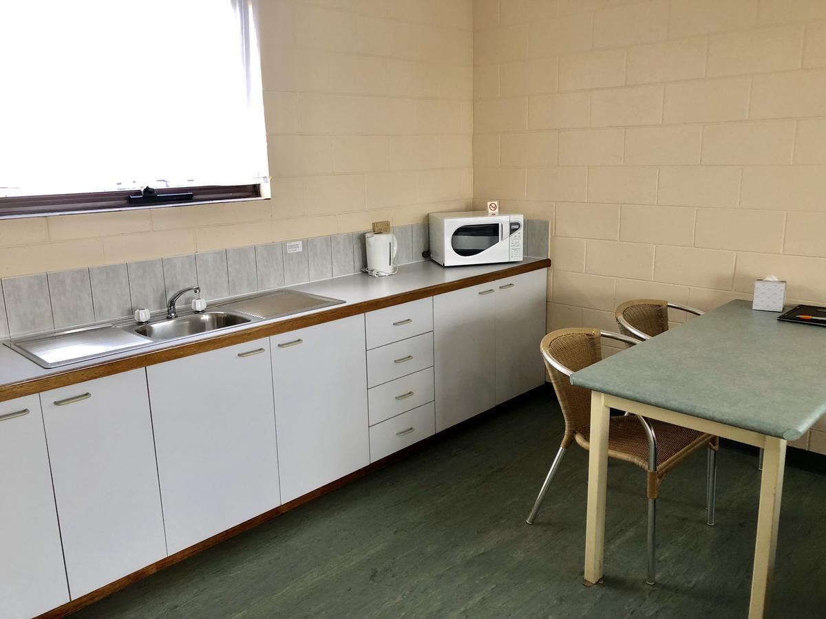 Sheffield Motor Inn Bagian luar foto