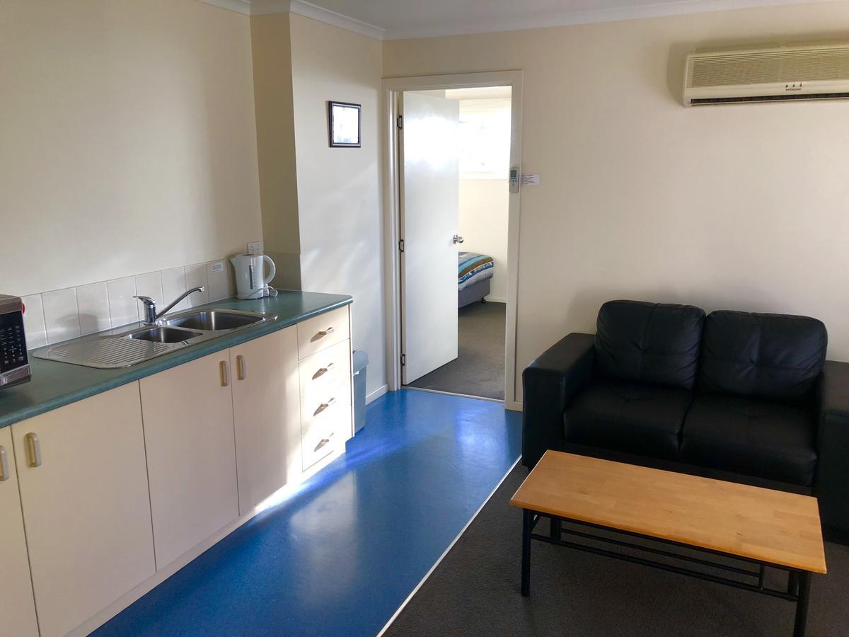 Sheffield Motor Inn Bagian luar foto