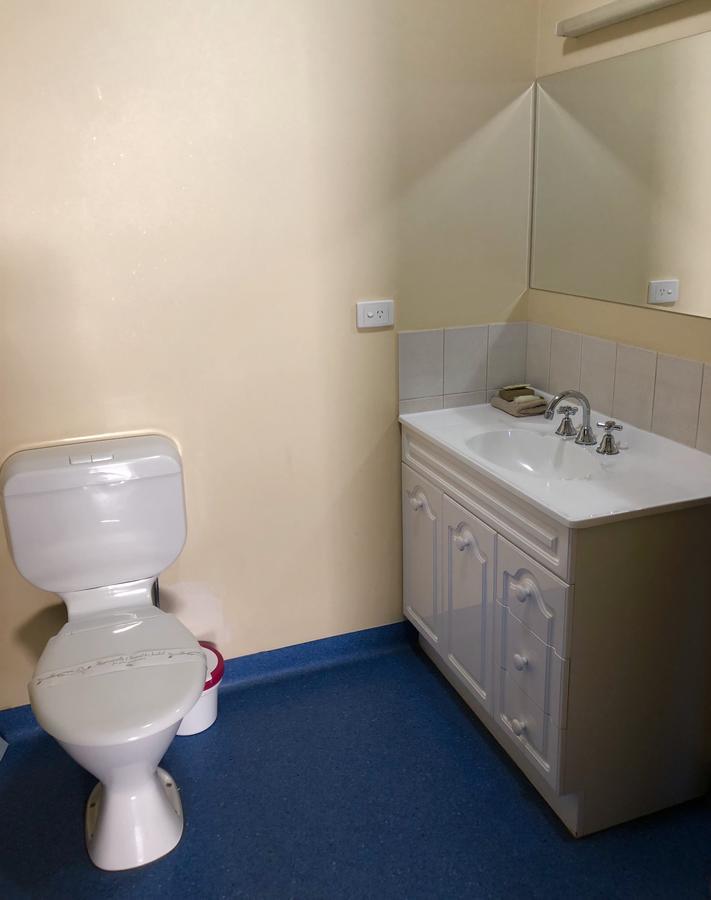 Sheffield Motor Inn Bagian luar foto