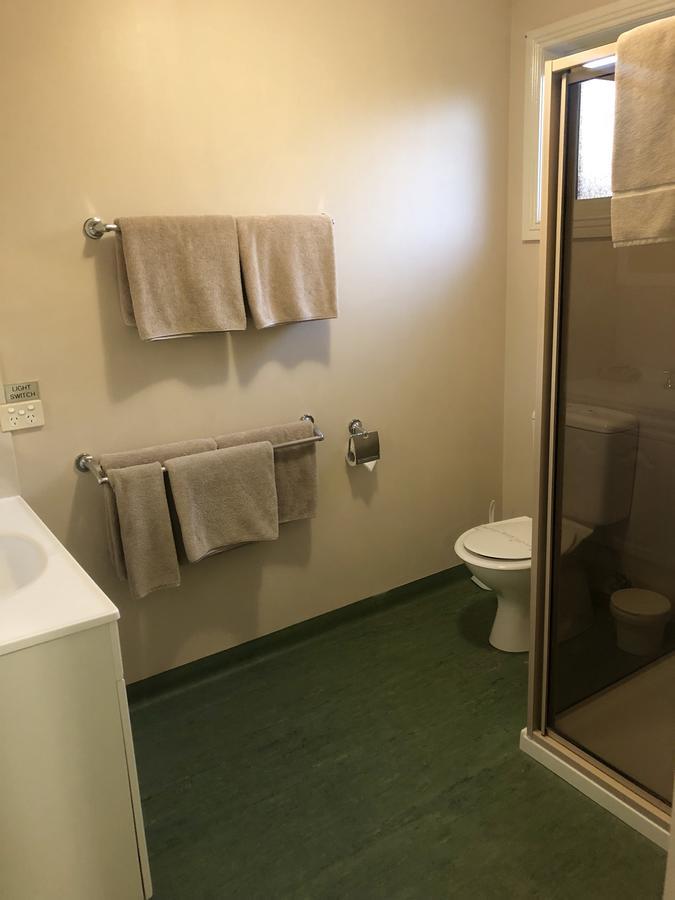 Sheffield Motor Inn Bagian luar foto