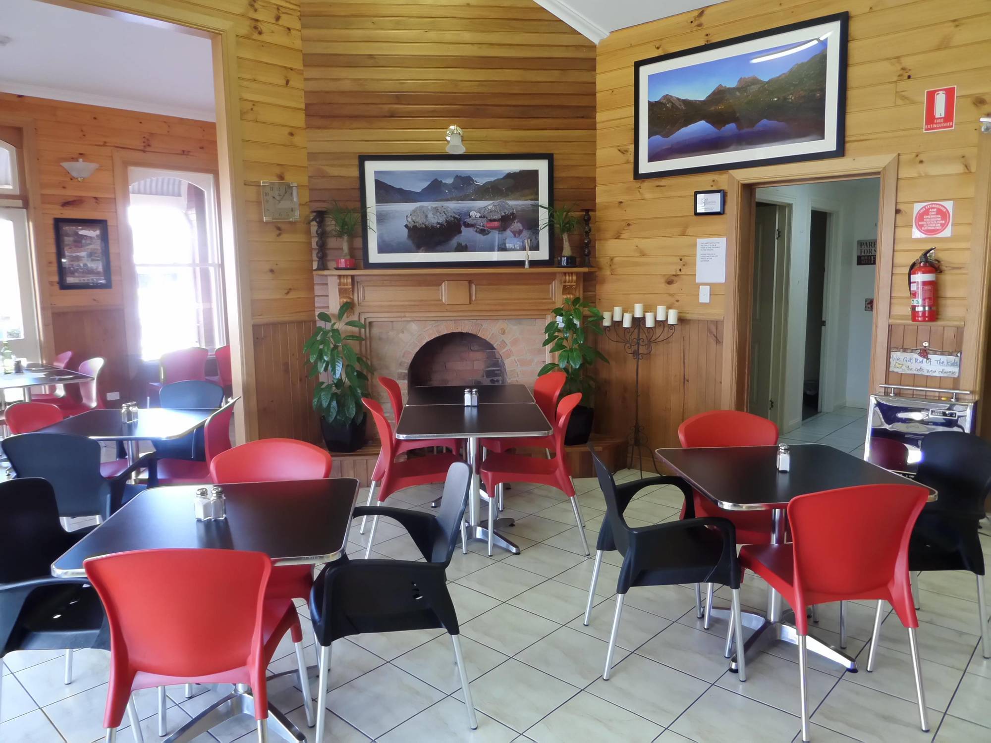 Sheffield Motor Inn Bagian luar foto